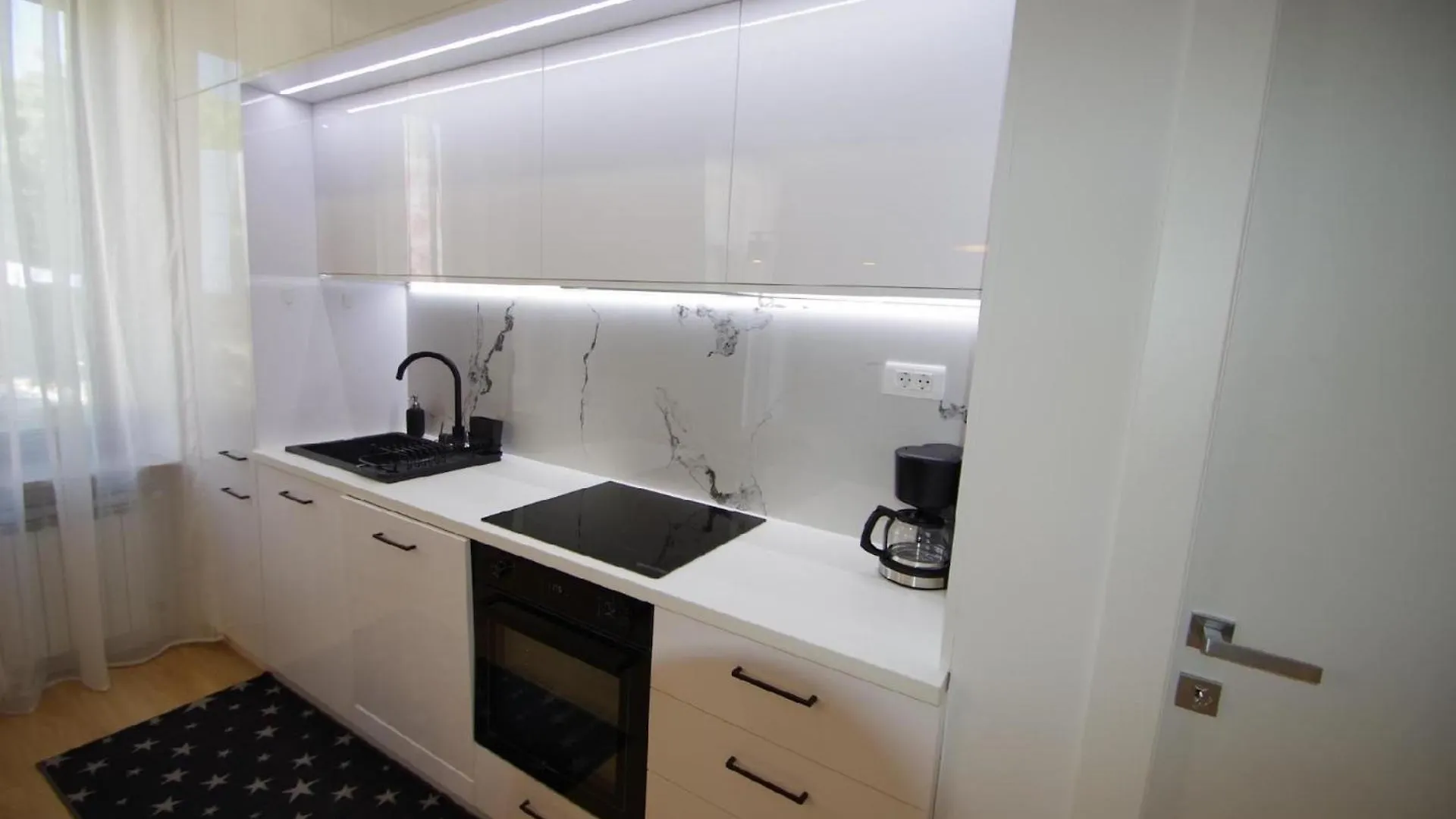 Moderne 2-Schlafzimmer-Wohnung In Pula 0*,