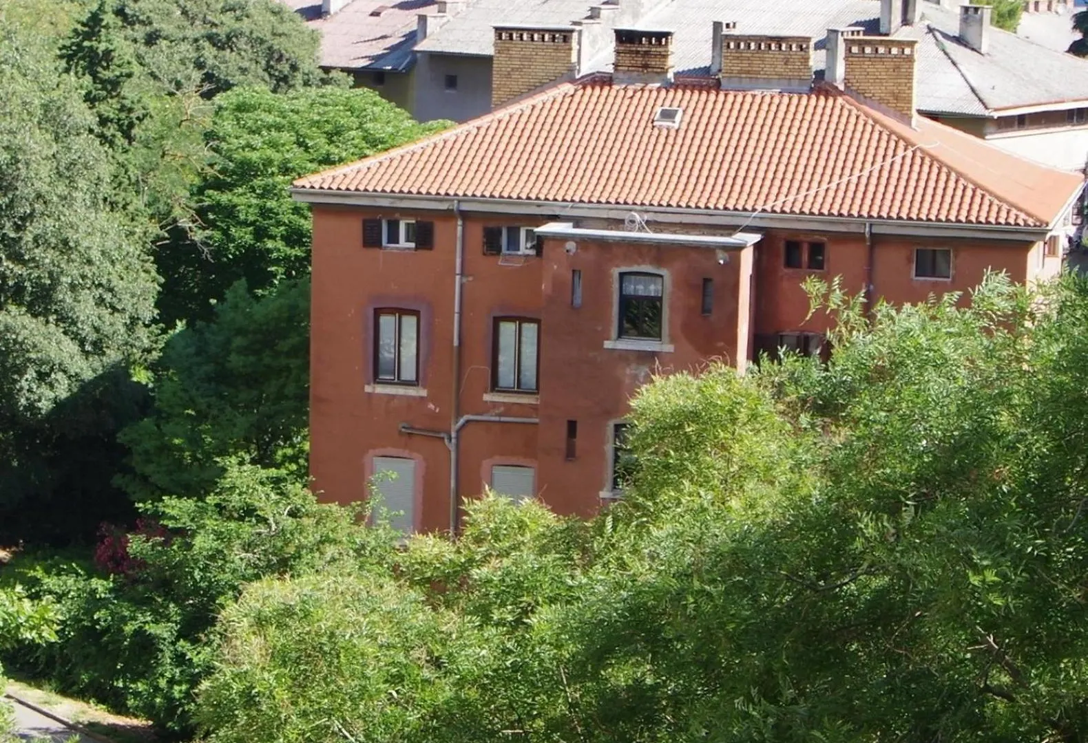 Apartment Moderne 2-Schlafzimmer-Wohnung In Pula Croatia
